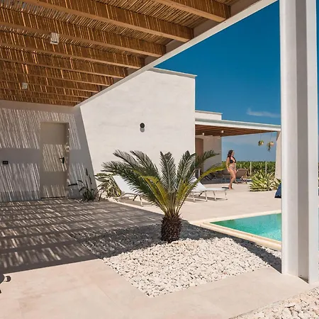 Della Qubbah With Pool