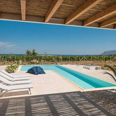 Della Qubbah With Pool Villa *
