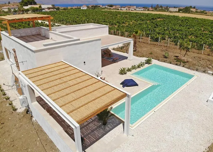 Della Qubbah With Pool * アルカモ