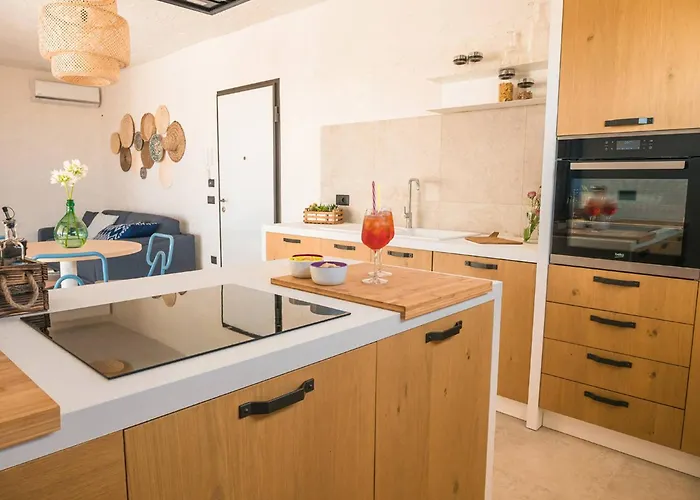 ヴィラ Della Qubbah With Pool