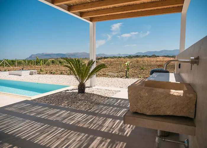 Della Qubbah With Pool アルカモ